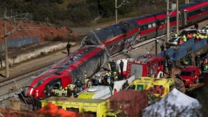Read more about the article Accident de trains en Espagne : au moins 40 morts, trois jours de deuil national