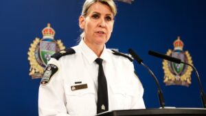 Read more about the article La police de Winnipeg inculpe 5 personnes pour extorsion et incendies criminels