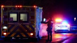 Read more about the article Un corps a été retrouvé après un incendie dans un secteur industriel de Longueuil