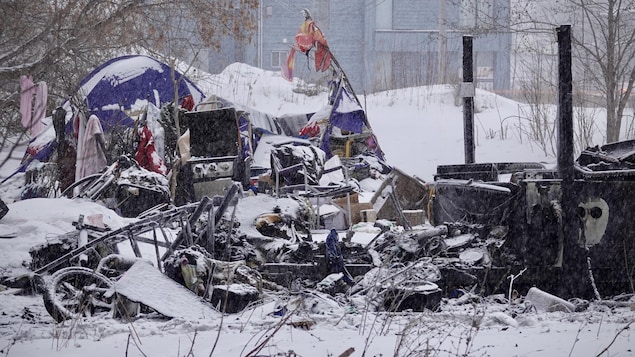 You are currently viewing Incendie dans un campement à Longueuil