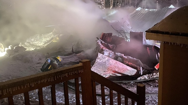 Read more about the article Le froid complique l’extinction d’un incendie dans un garage d’Orford
