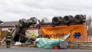 Read more about the article Accident mortel à Vallée-Jonction : le chauffeur du camion arrêté par la SQ