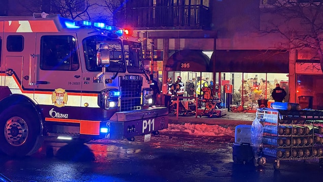 You are currently viewing Un incendie majeur coûte la vie à deux personnes au centre-ville d’Ottawa