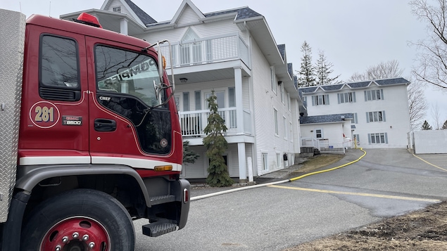 You are currently viewing Un incendie force l’évacuation des résidents d’une RPA à Acton Vale