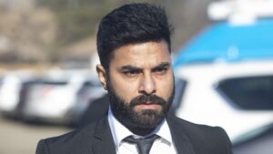 Read more about the article Accident des Broncos : une juge reporte l’expulsion du chauffeur