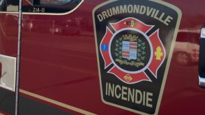 Read more about the article Un incendie suspect ravage deux bâtiments dans une clairière de Wickham
