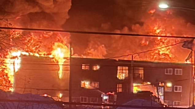 You are currently viewing Incendie à Lebel-sur-Quévillon : plus de 30 personnes ont tout perdu