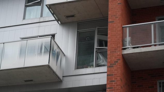 You are currently viewing Un incendie sur la rue Laurier fait 2 morts et 30 sinistrés