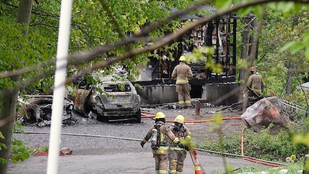 Read more about the article Un père et son fils meurent dans un incendie majeur à Saint-Colomban