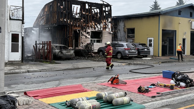 Read more about the article Deux corps retrouvés dans les décombres d’un incendie à Val-d’Or