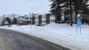 Read more about the article Le coroner conclut que le décès d’une résidente dans un CHSLD à Warwick est accidentel