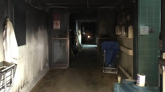 Read more about the article Incendie à l’hôpital de Roberval en 2016 : trois entreprises poursuivies pour 5,7 M$