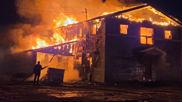 Read more about the article Des enfants à l’origine de l’incendie à Pakua Shipi